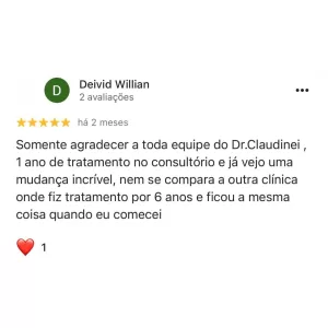foto do paciente, o nome do paciente, 5 estrelas e um comentário explicando porque o paciente ficou muito satisfeito com o tratamento no consultório do Dr. Claudinei dentista Araucaria que diz: Somente agradecer a toda equipe do Dr.Claudinei , 1 ano de tratamento no consultório e já vejo uma mudança incrível, nem se compara a outra clínica onde fiz tratamento por 6 anos e ficou a mesma coisa quando eu comecei