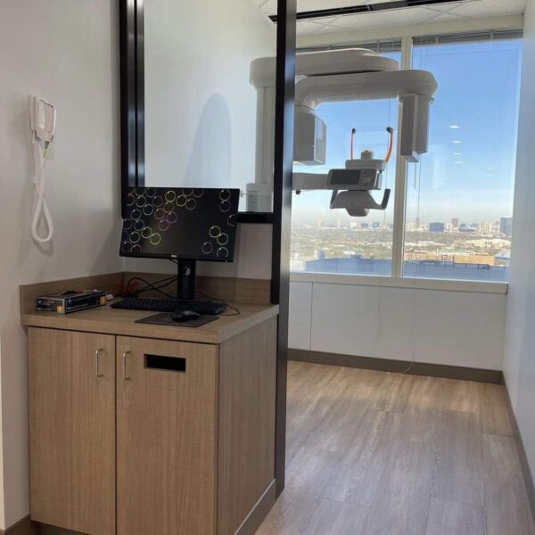 aparaelho tomografo para ralização da tomografia dentária